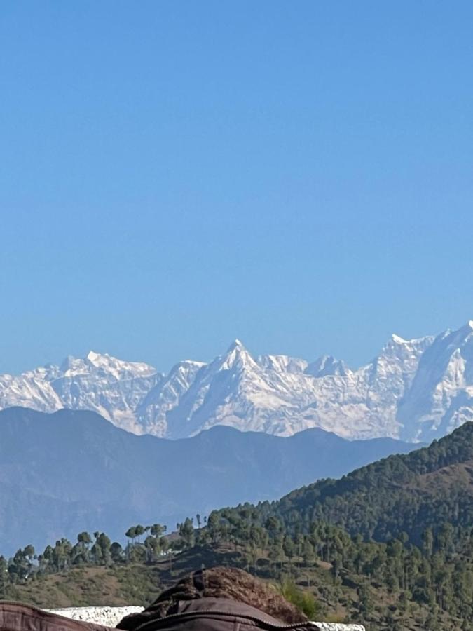 Bsr Farms Resort Pauri エクステリア 写真