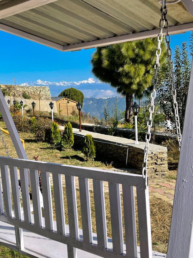 Bsr Farms Resort Pauri エクステリア 写真