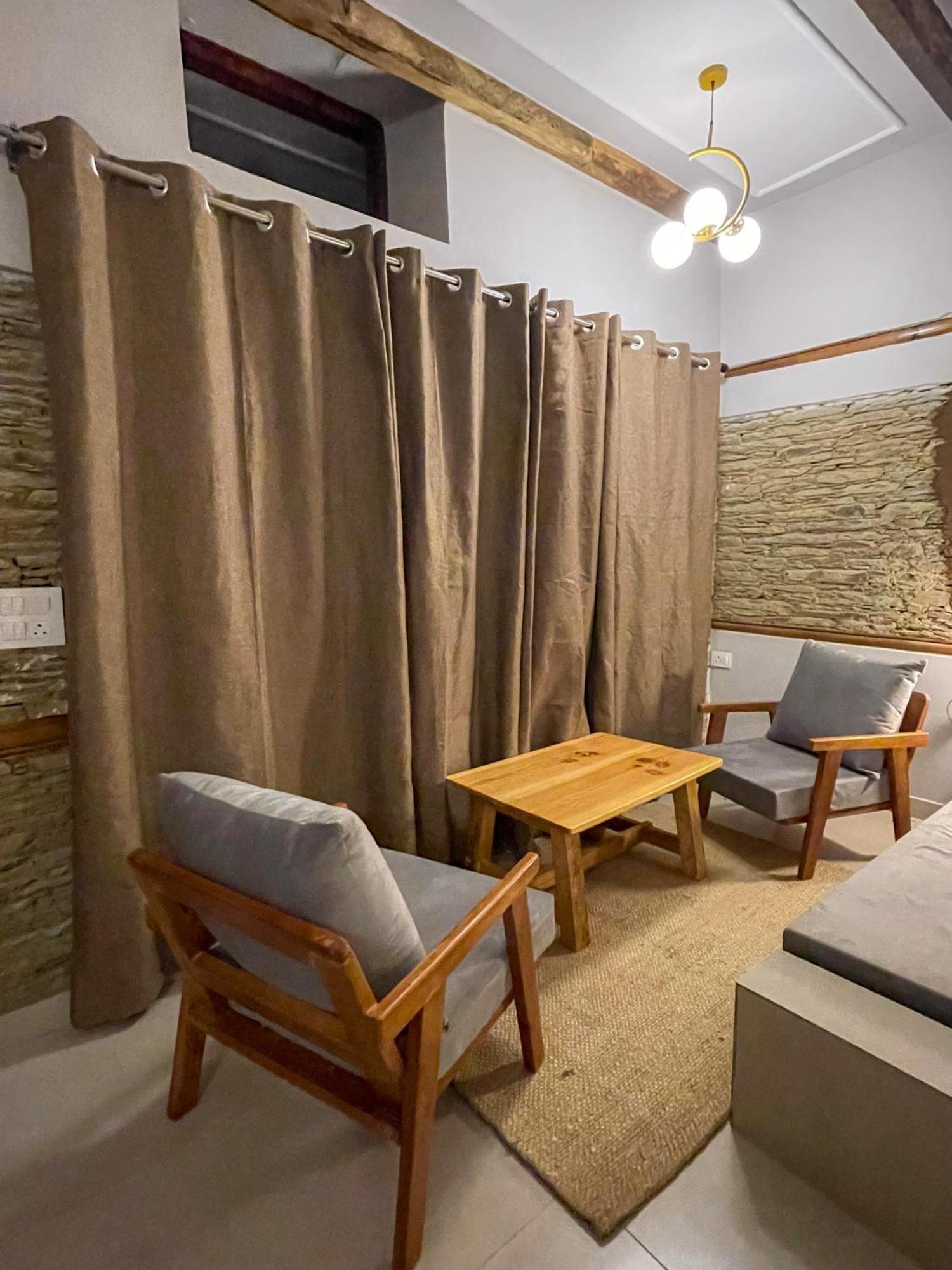 Bsr Farms Resort Pauri エクステリア 写真