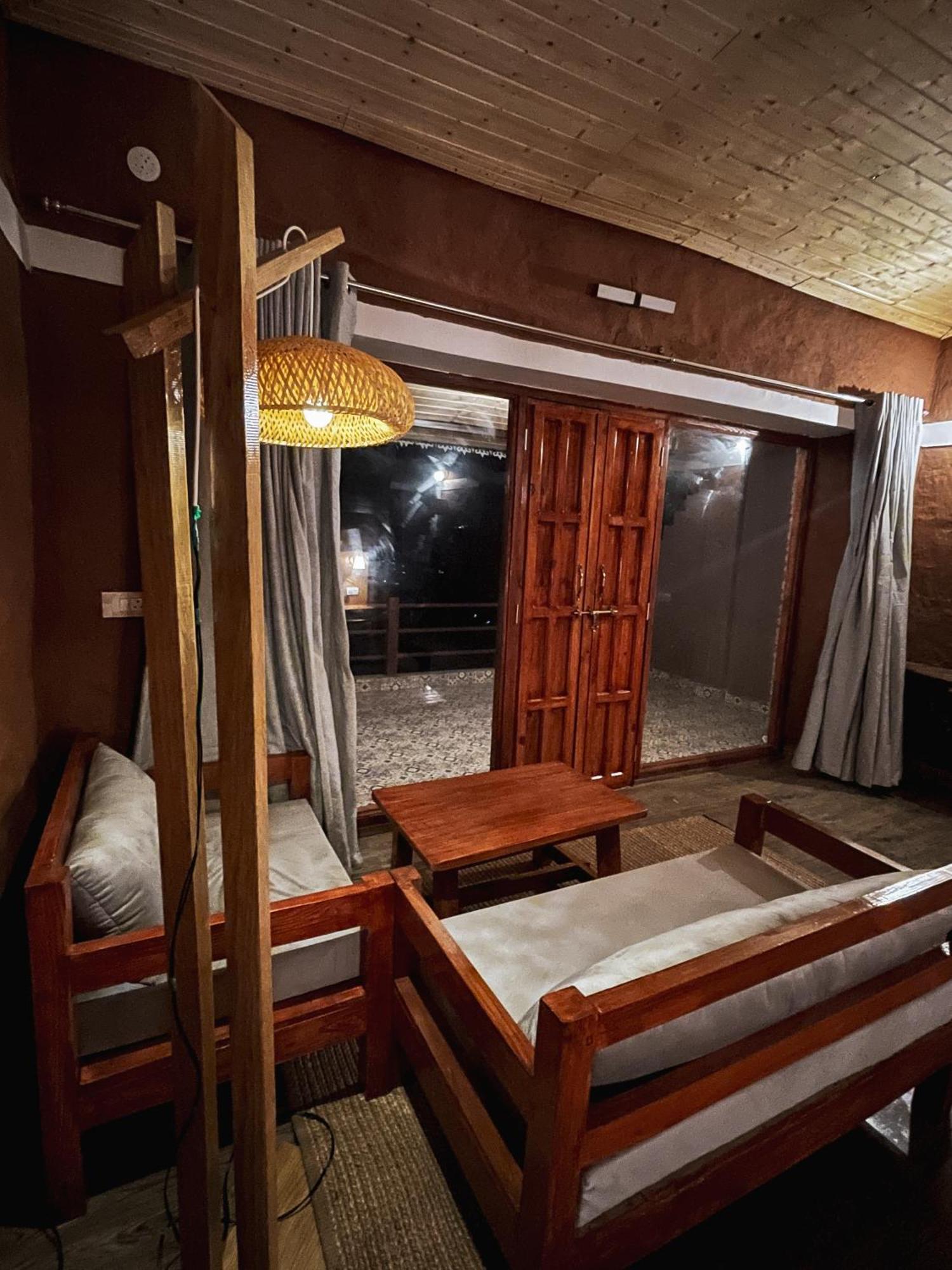 Bsr Farms Resort Pauri エクステリア 写真