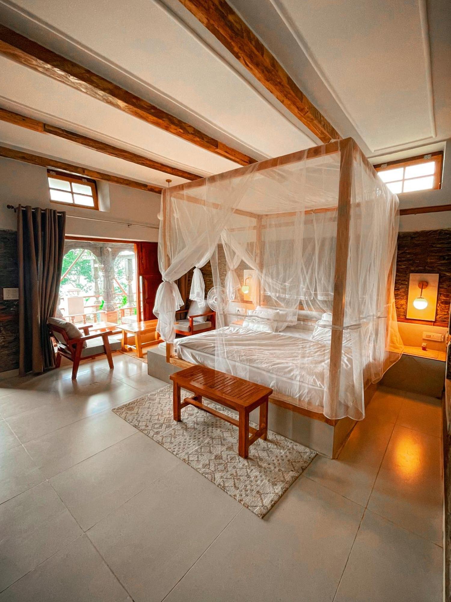 Bsr Farms Resort Pauri エクステリア 写真
