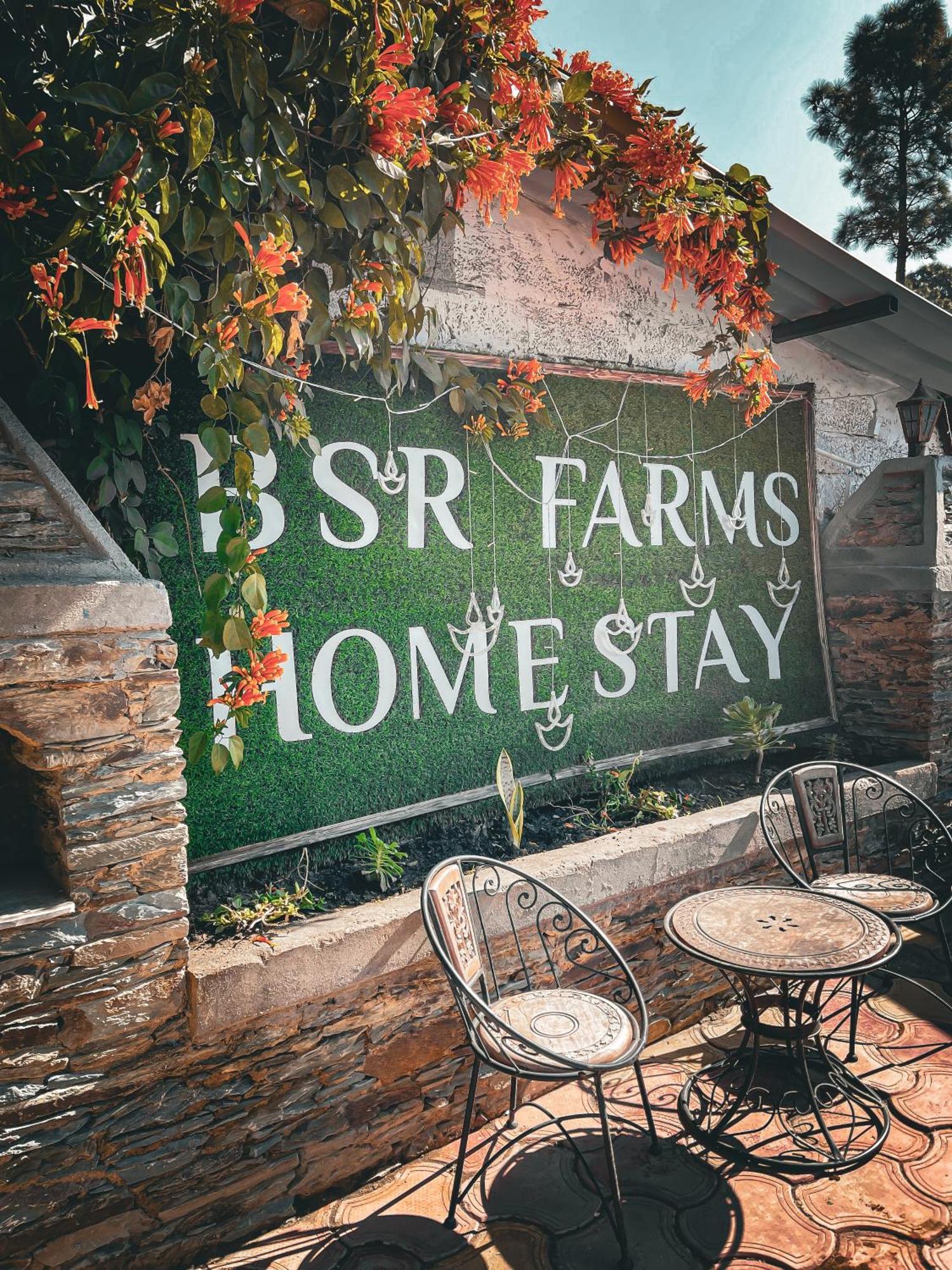 Bsr Farms Resort Pauri エクステリア 写真